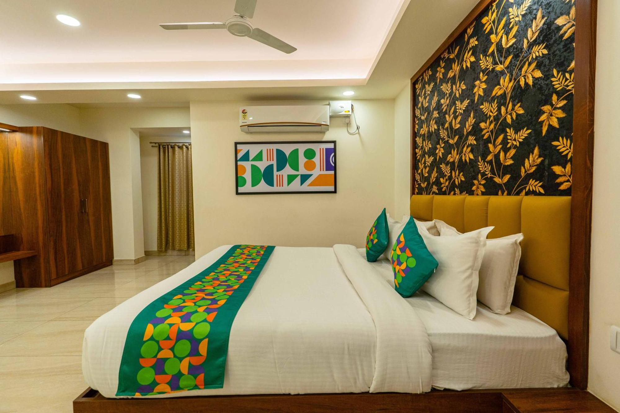 Treebo Kings Orchid Hotel Bangalore Exterior foto